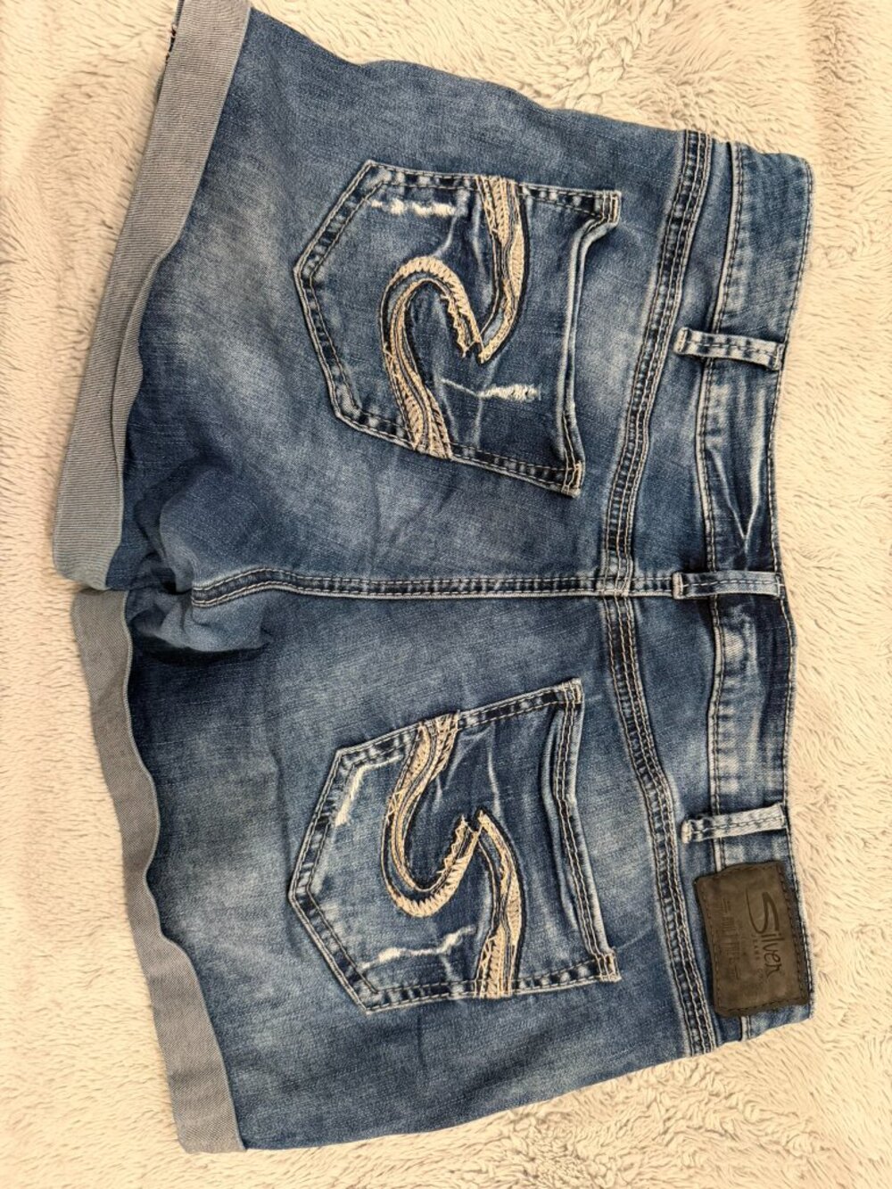 Silver Brand jean shorts - Picture 2 of 3